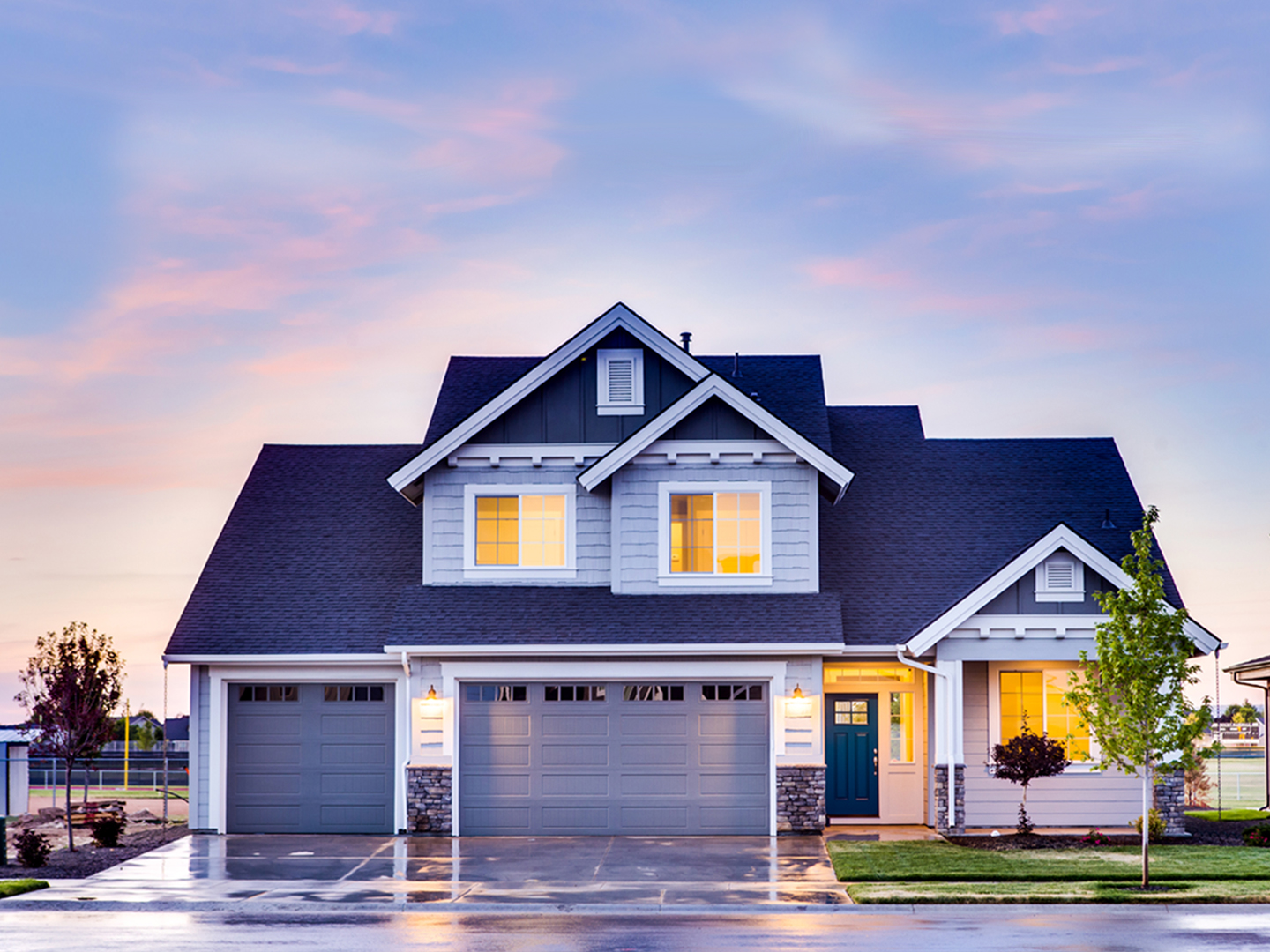 Seamless Rain Gutter Solutions for Southern California Industrial Warehouses, Commercial Properties and Residential Homes.